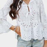 Kayden Top Bohemio de Encaje con Corte Fluido